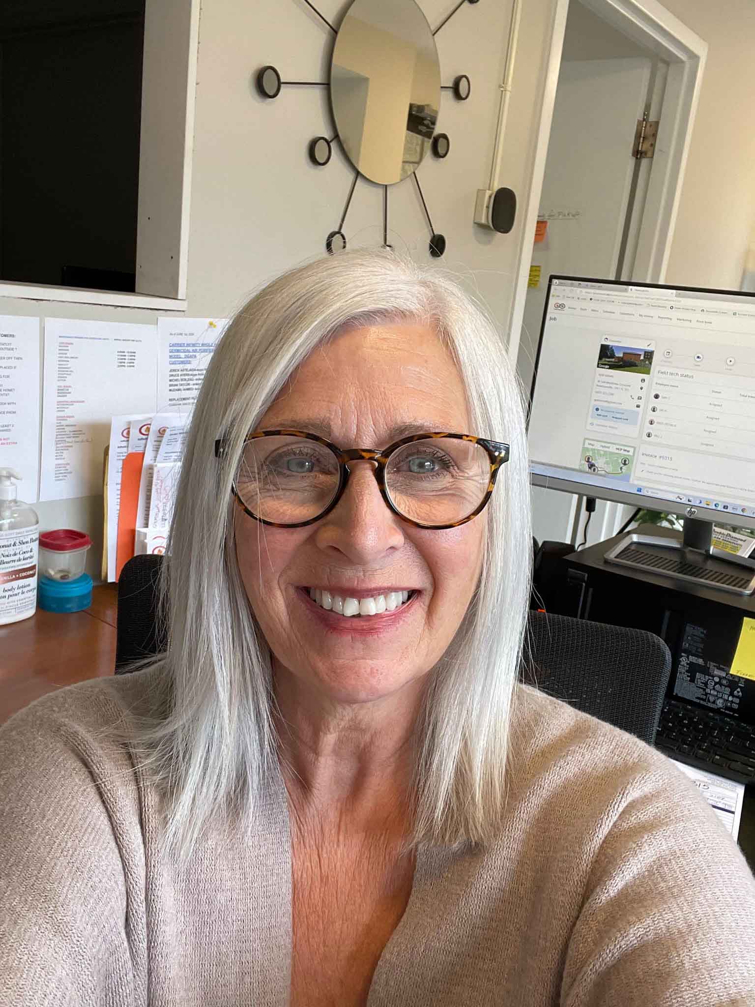 janine office manager